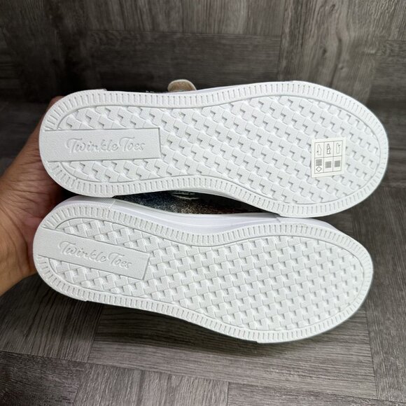 Skechers Twinkle Toes Girls size 2 Sequin Flash Light up Shoes - Picture 7 of 8